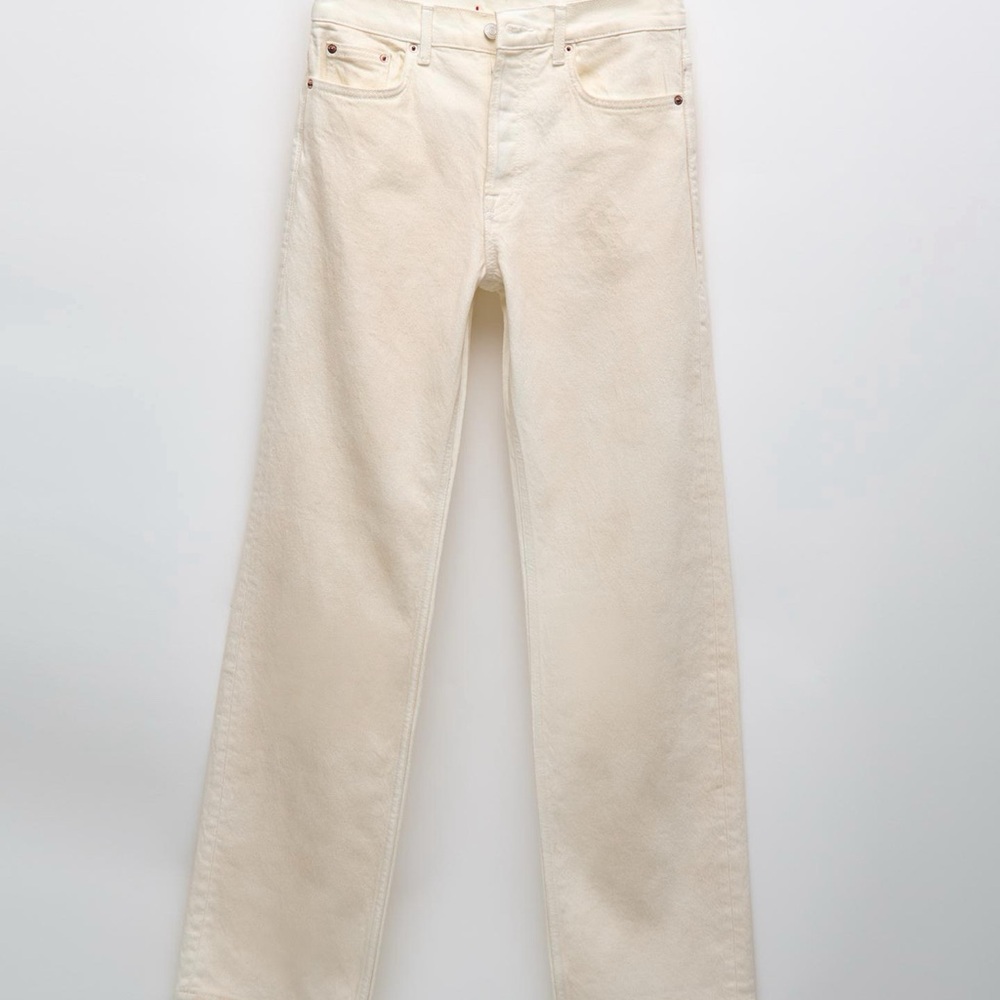 Zara Relaxed Mid Waist Jeans ZW collection